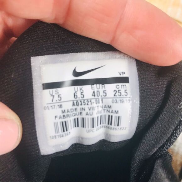 Nike Air Precision II NBK Basketball Shoes - Picture 8 of 8